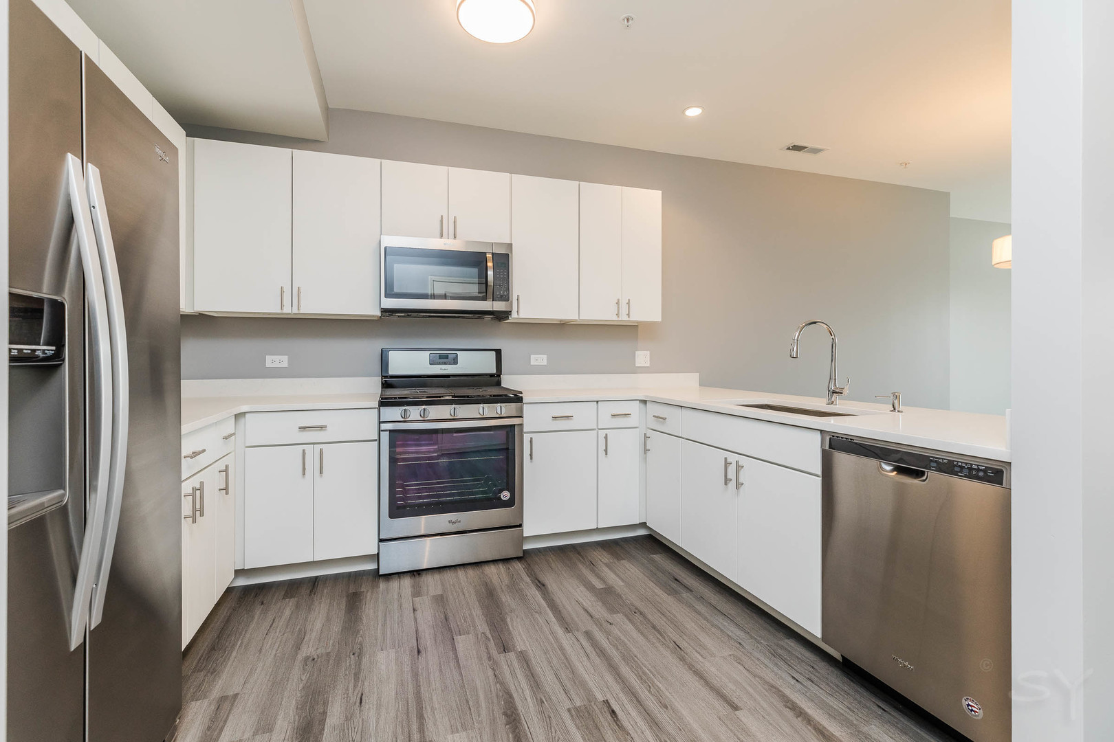 1312 Shermer Road, Unit 201 Northbrook, IL 60062 - Photo 2 of 10