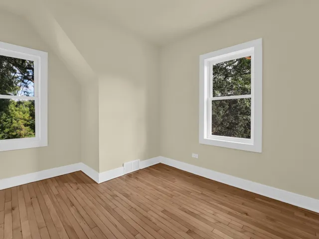 $2,800 | W4015 Black Point Road, Lake Geneva, WI 53147