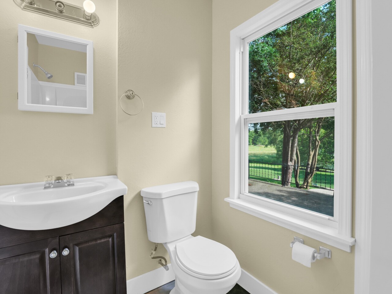 W4015 Black Point Road Lake Geneva, WI 53147 - Photo 19 of 28 Photo 19