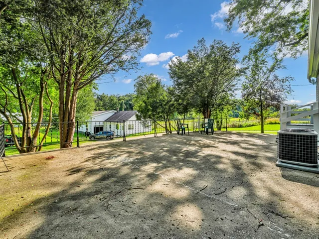 $2,800 | W4015 Black Point Road, Lake Geneva, WI 53147