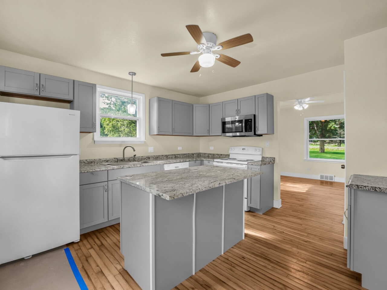 W4015 Black Point Road Lake Geneva, WI 53147 - Photo 2 of 28 Photo 2