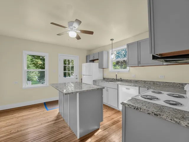 $2,800 | W4015 Black Point Road, Lake Geneva, WI 53147