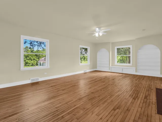 $2,800 | W4015 Black Point Road, Lake Geneva, WI 53147