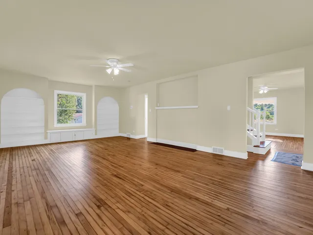 $2,800 | W4015 Black Point Road, Lake Geneva, WI 53147