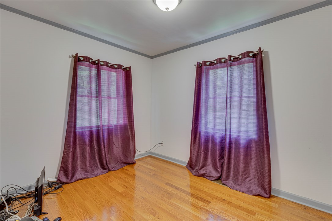 520 Chestnut Ridge Road Marietta, SC 29661 - Photo 29 of 46 Gallery Image 29