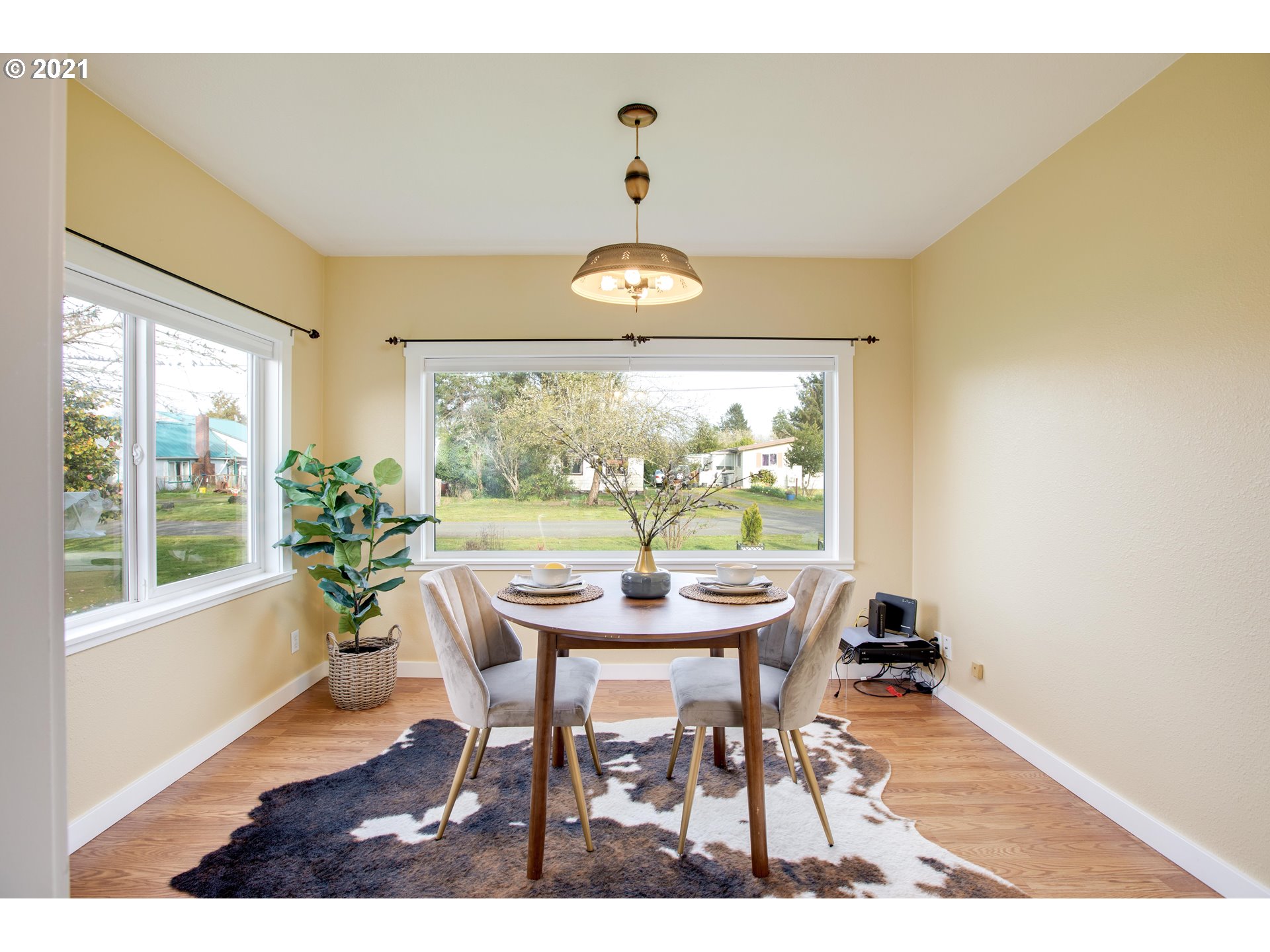 92424 Carnegie Road Astoria, OR 97103 - Photo 12 of 32