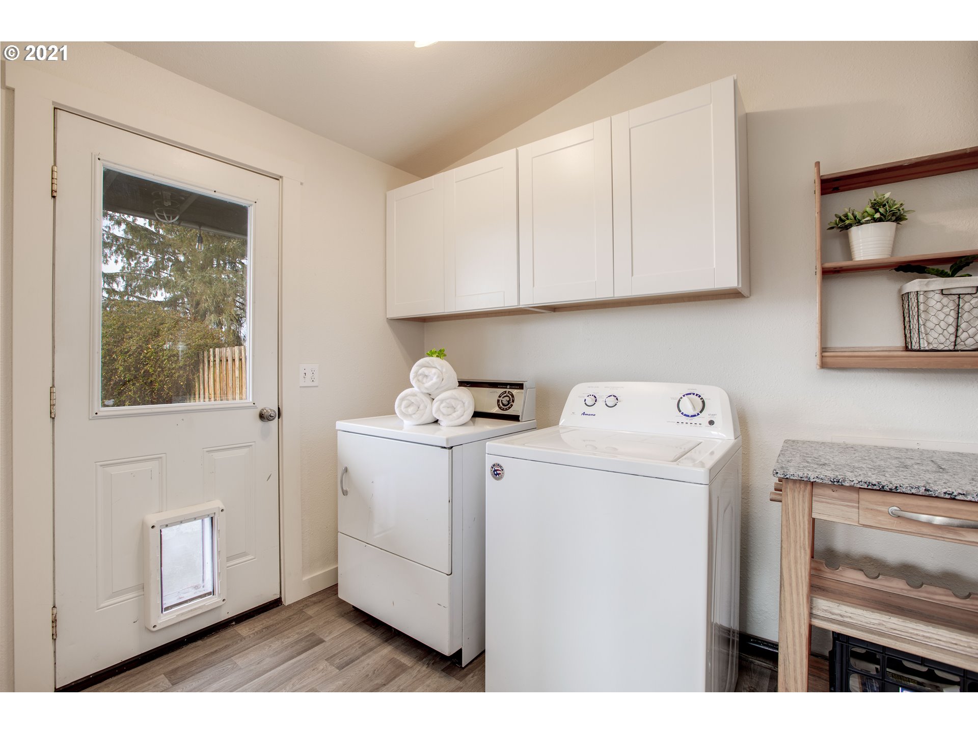 92424 Carnegie Road Astoria, OR 97103 - Photo 15 of 32