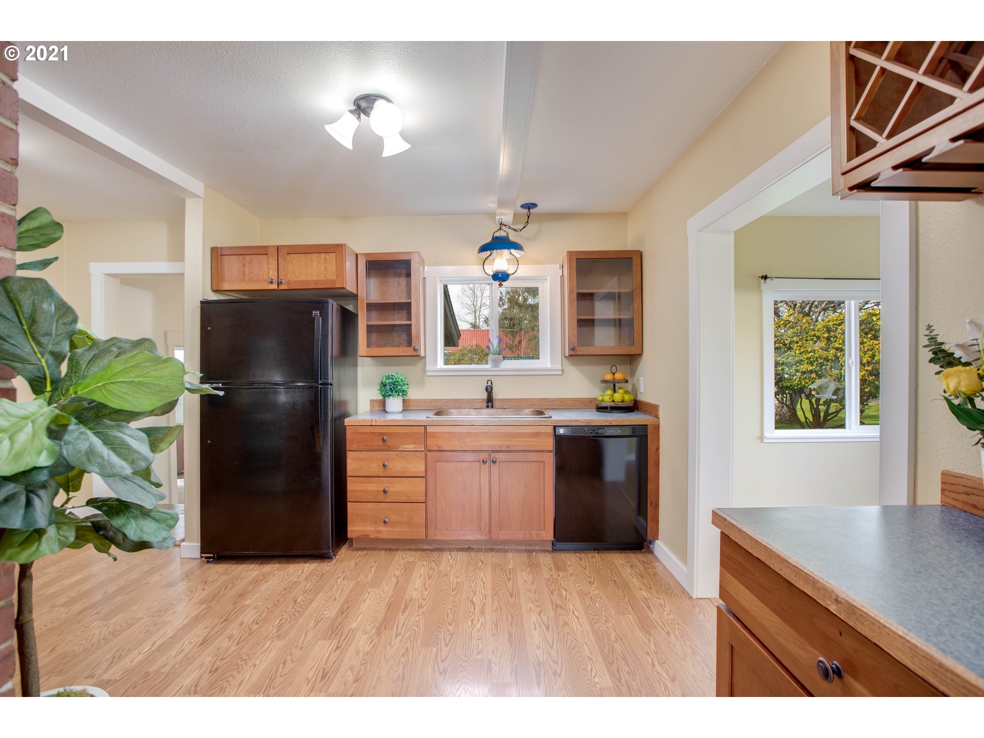 92424 Carnegie Road Astoria, OR 97103 - Photo 8 of 32