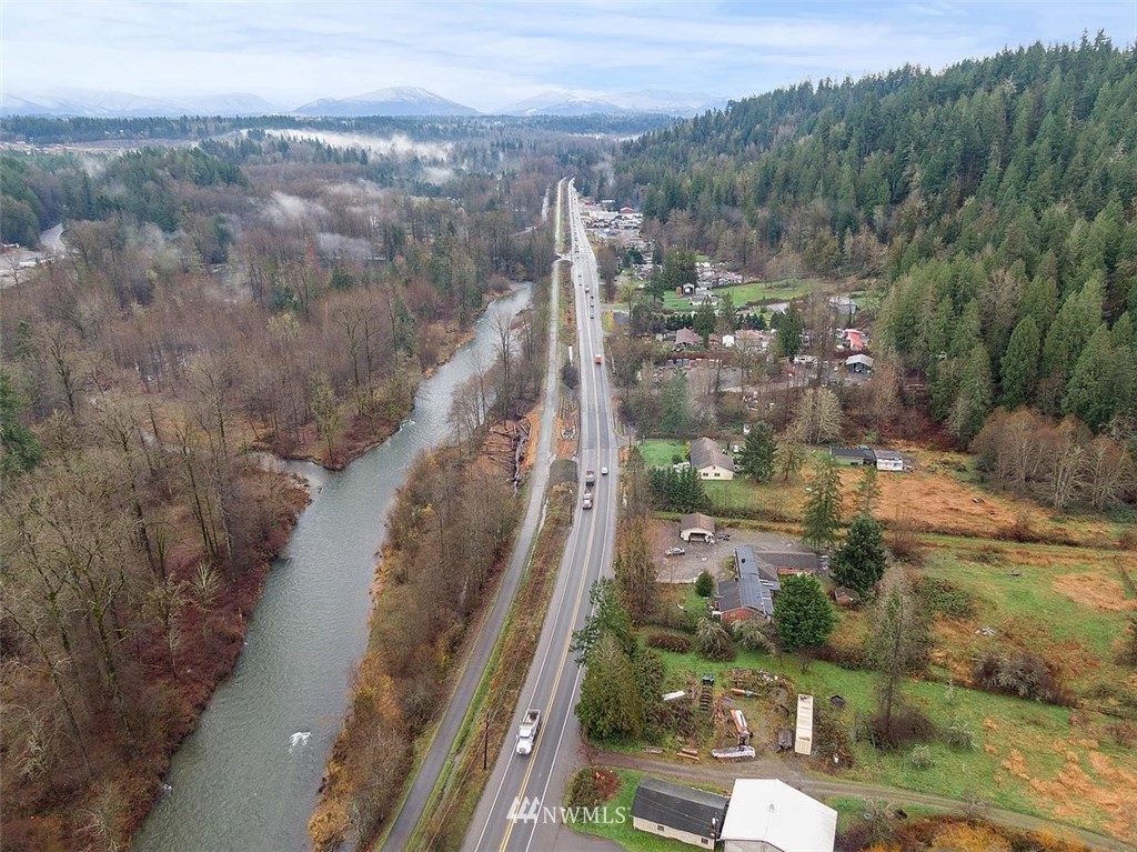 17849 Renton-Maple Valley Road Maple Valley, WA 98038 - Photo 33 of 33 a view of a city