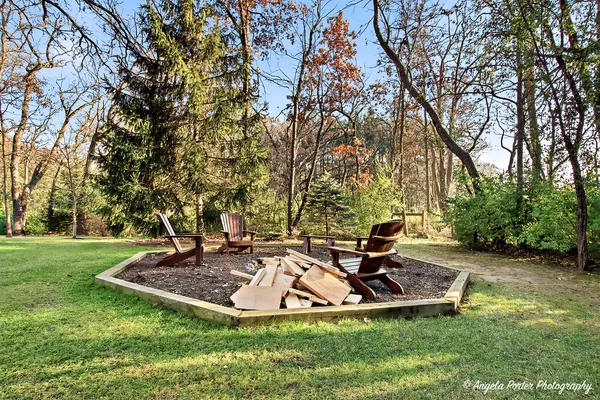 $550,000 | 9217 Shadow Lane, Bull Valley, IL 60097