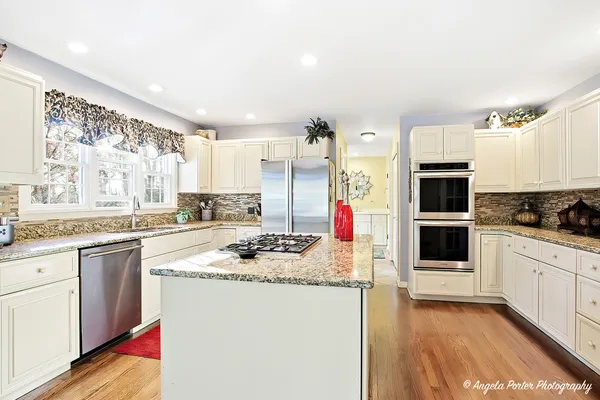 $550,000 | 9217 Shadow Lane, Bull Valley, IL 60097