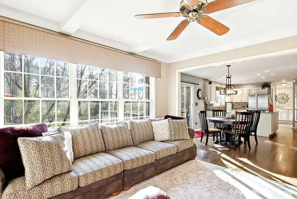$550,000 | 9217 Shadow Lane, Bull Valley, IL 60097