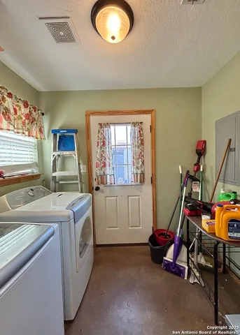 $280,000 | 128 Dunning Street, Gonzales, TX 78629