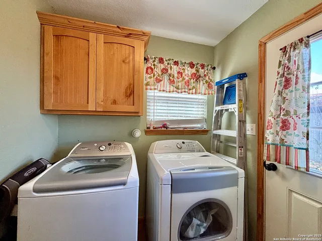 $280,000 | 128 Dunning Street, Gonzales, TX 78629