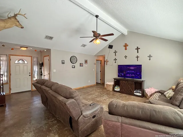 $280,000 | 128 Dunning Street, Gonzales, TX 78629