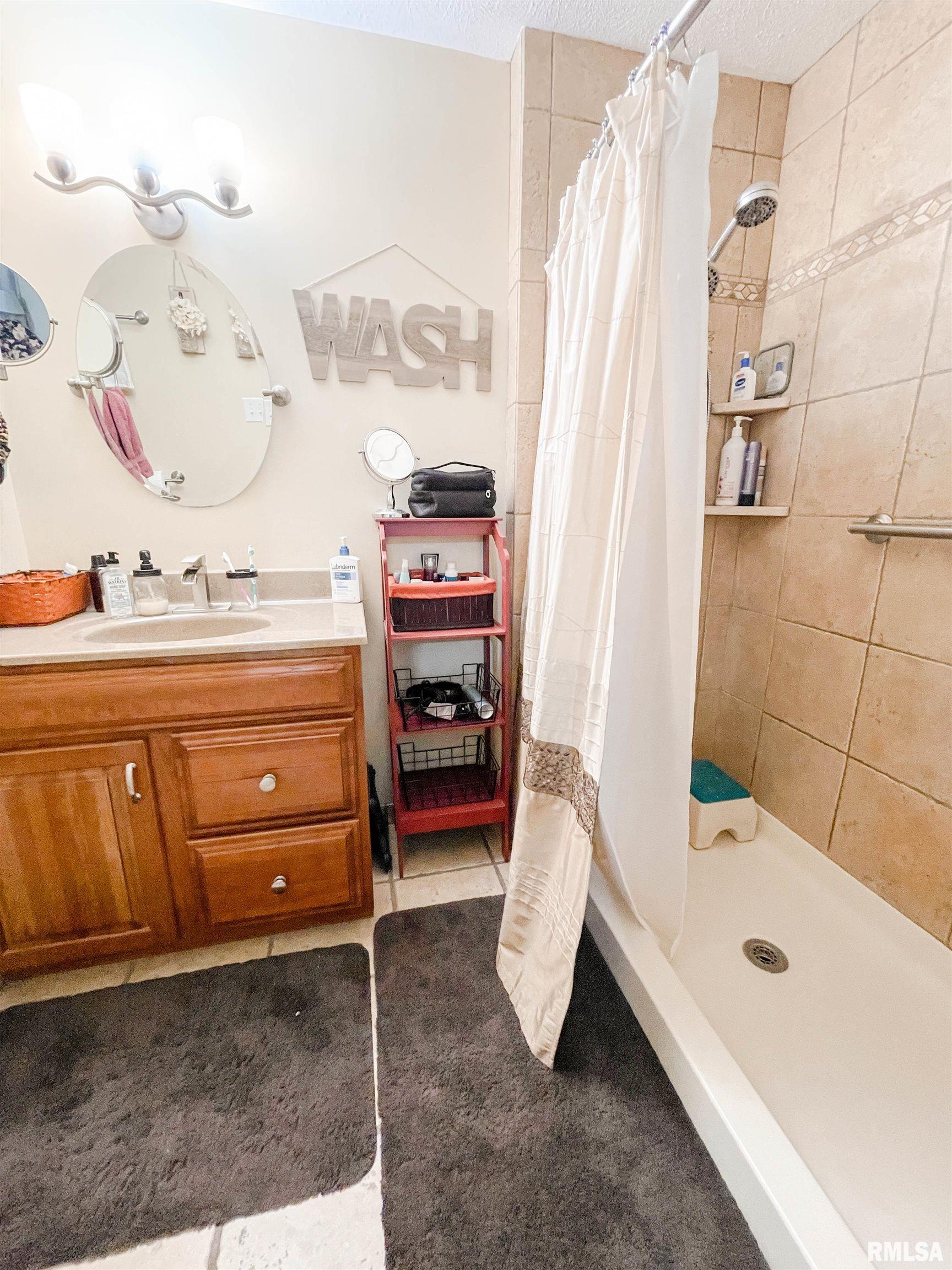 410 Sangamon Road Marquette Heights, IL 61554 - Photo 34 of 60 Gallery Image 34