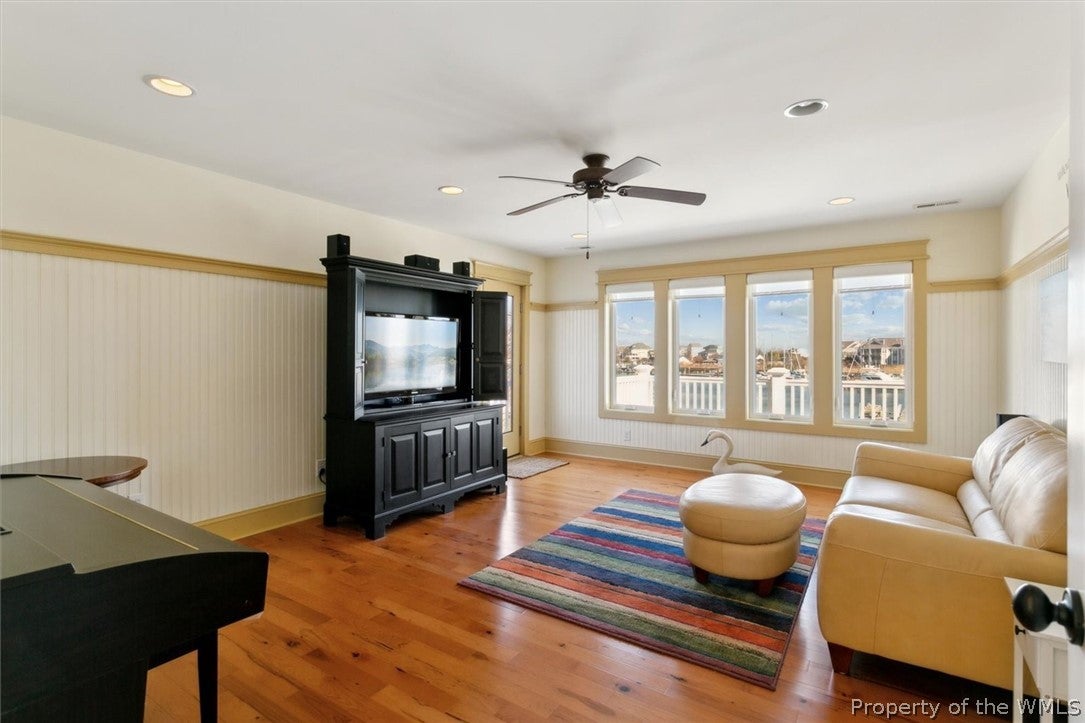 309 Benthall Road Hampton, VA 23664 - Photo 22 of 41 Gallery Image 22