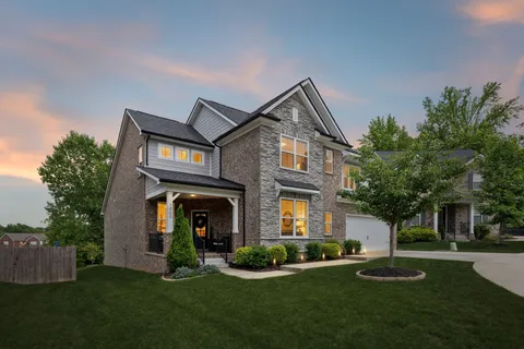 $624,999 | 7905 Silver Oak Ct Mount, Hermitage, TN 37076