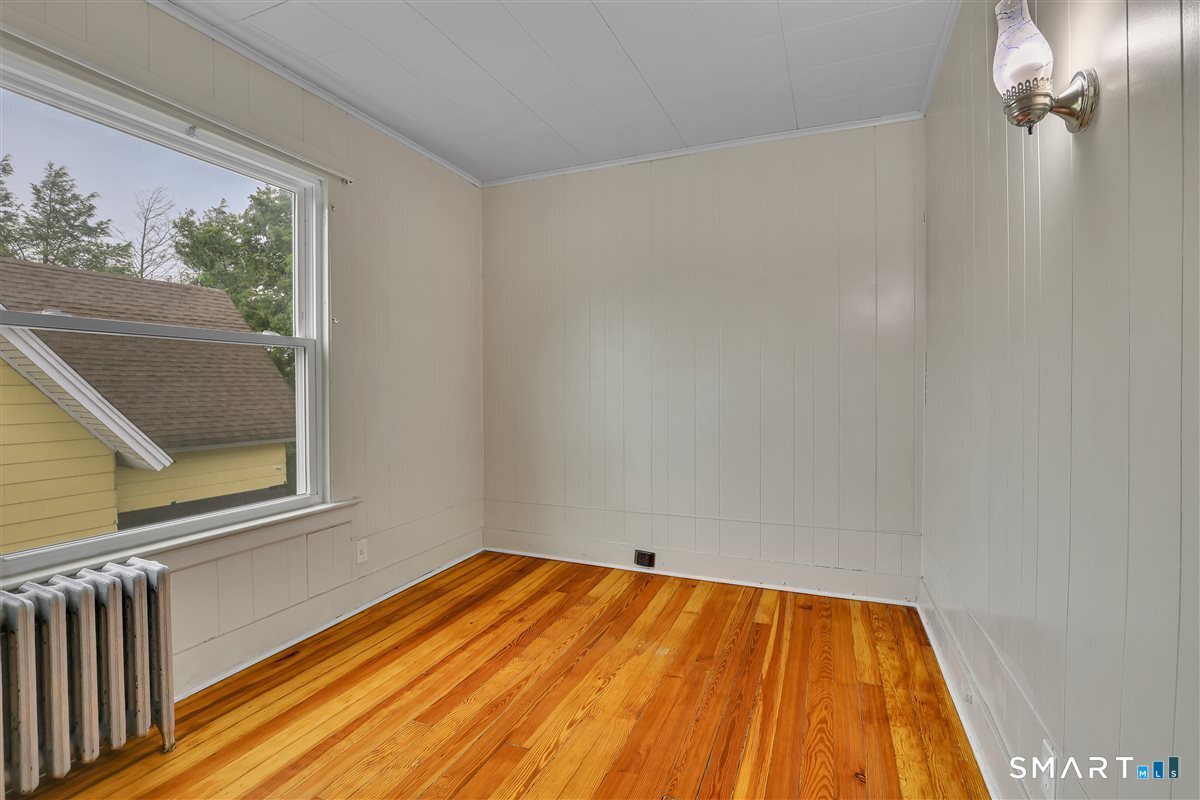 20 4th Street Meriden, CT 06451 - Photo 17 of 34