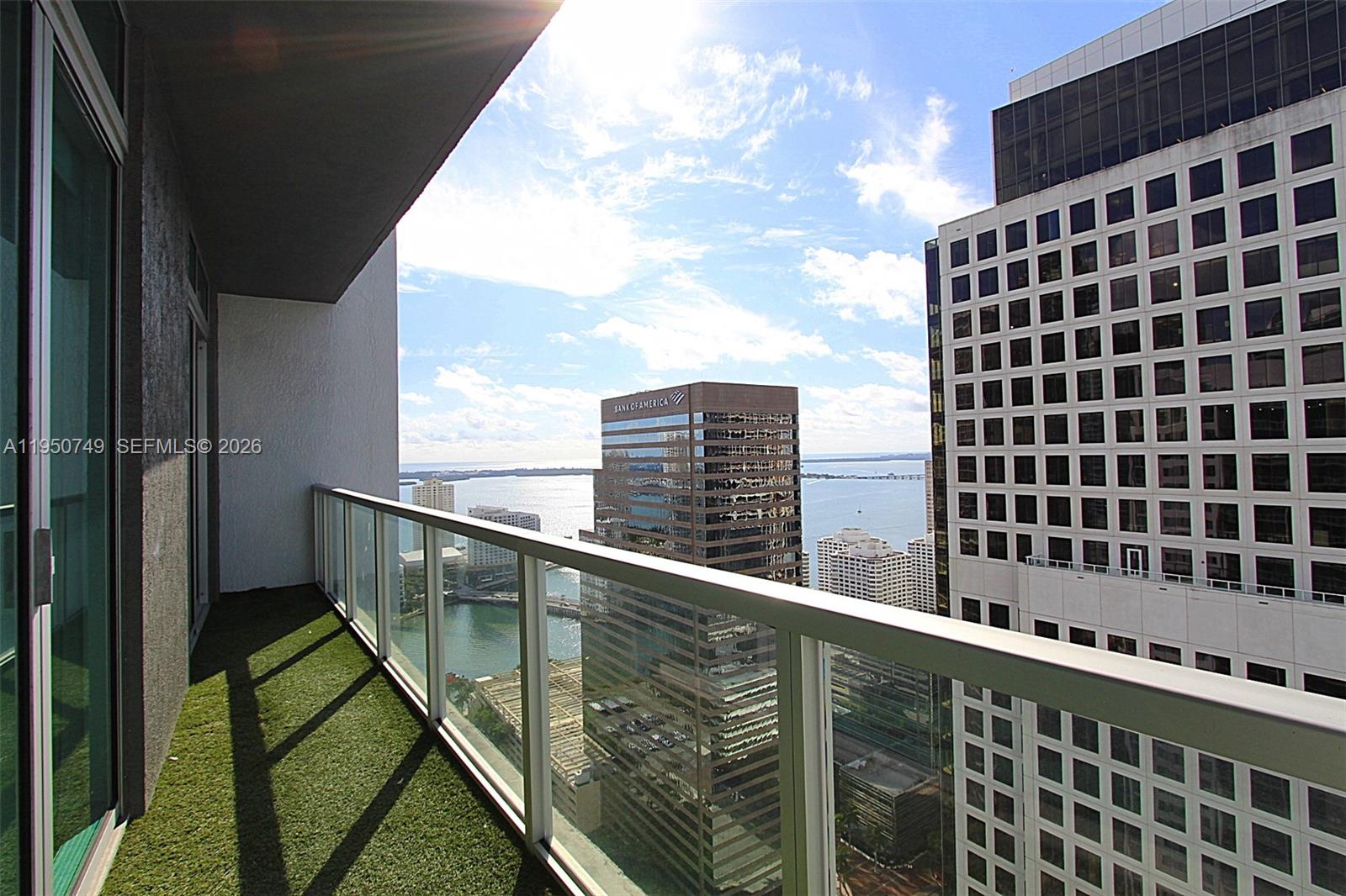 500 Brickell Avenue, Unit 4110 Miami, FL 33131 - Photo 30 of 34 a view of balcony with city view