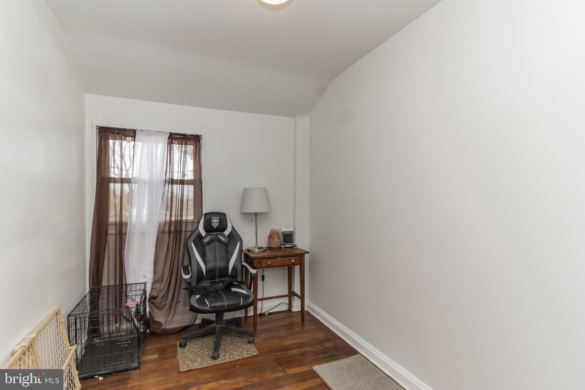 571 Brisbane Road Baltimore, MD 21229 - Photo 25 of 33