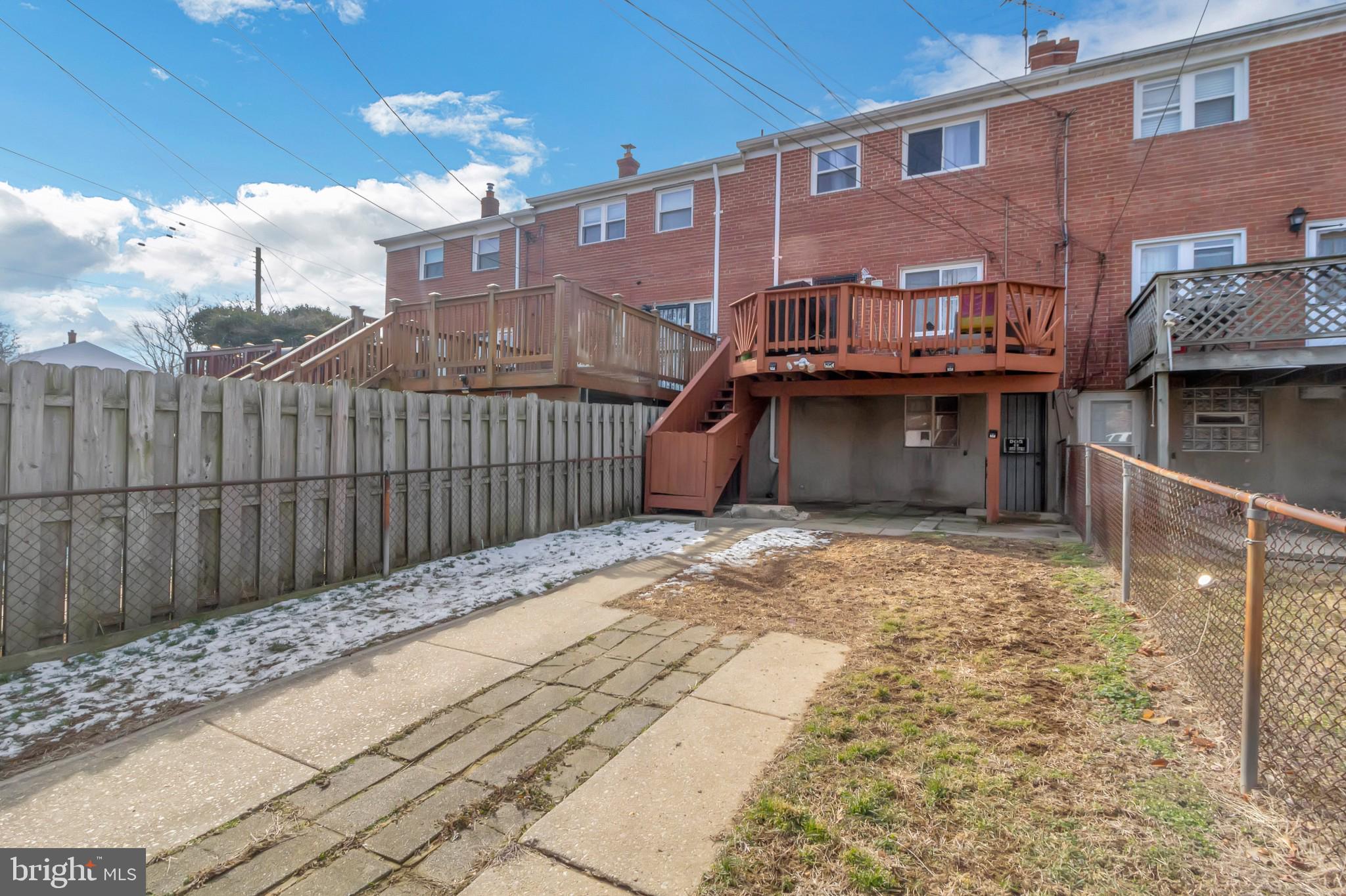 571 Brisbane Road Baltimore, MD 21229 - Photo 30 of 33