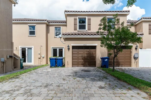 $3,000 | 17062 Southwest 95th Terrace, Miami, FL 33196