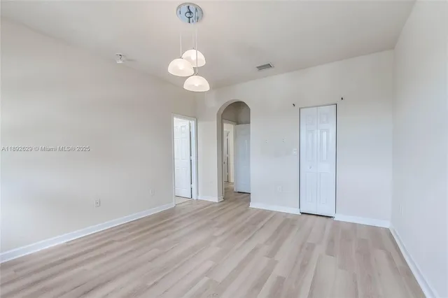 $3,000 | 17062 Southwest 95th Terrace, Miami, FL 33196