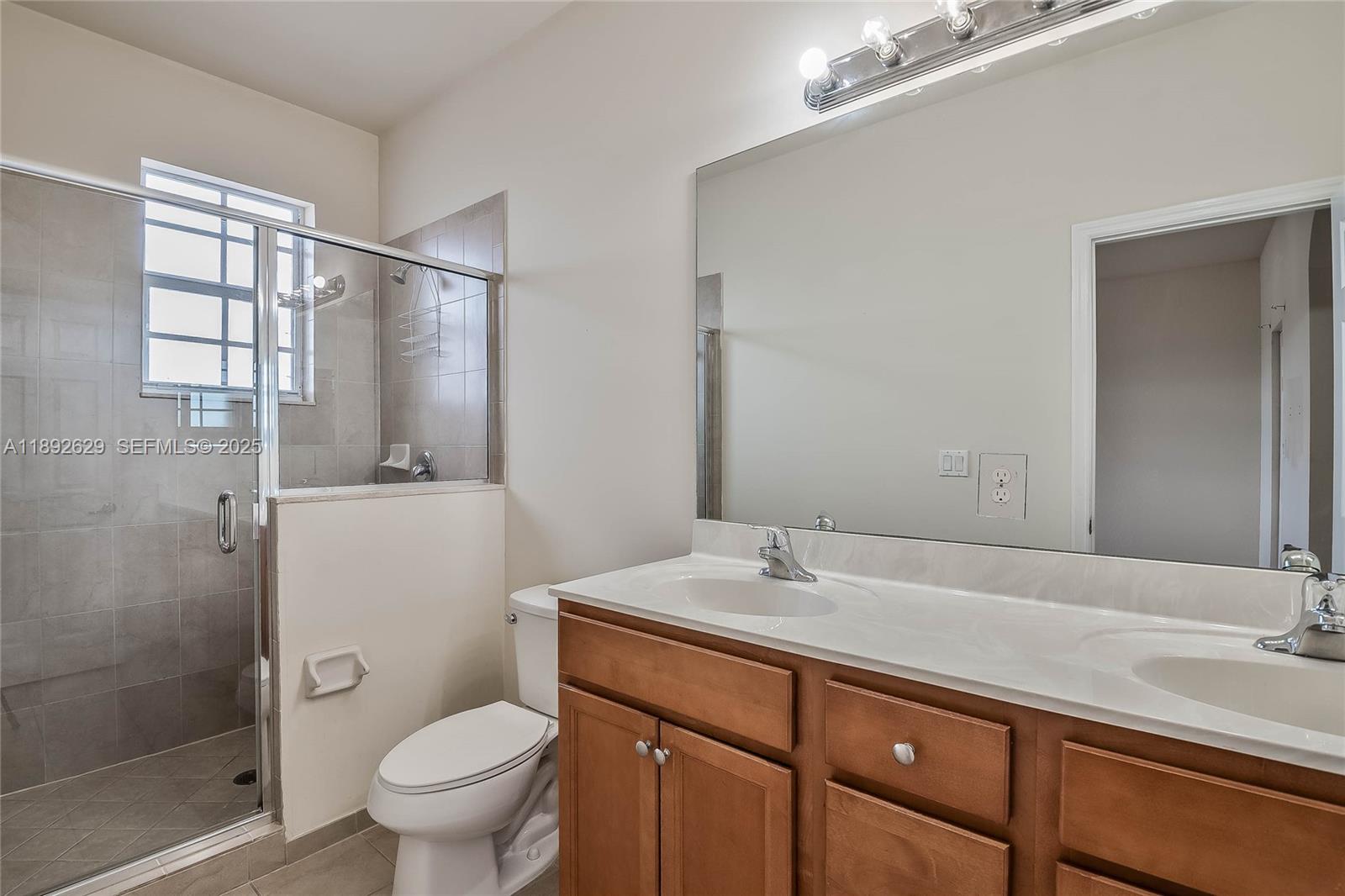 17062 Southwest 95th Terrace Miami, FL 33196 - Photo 18 of 43