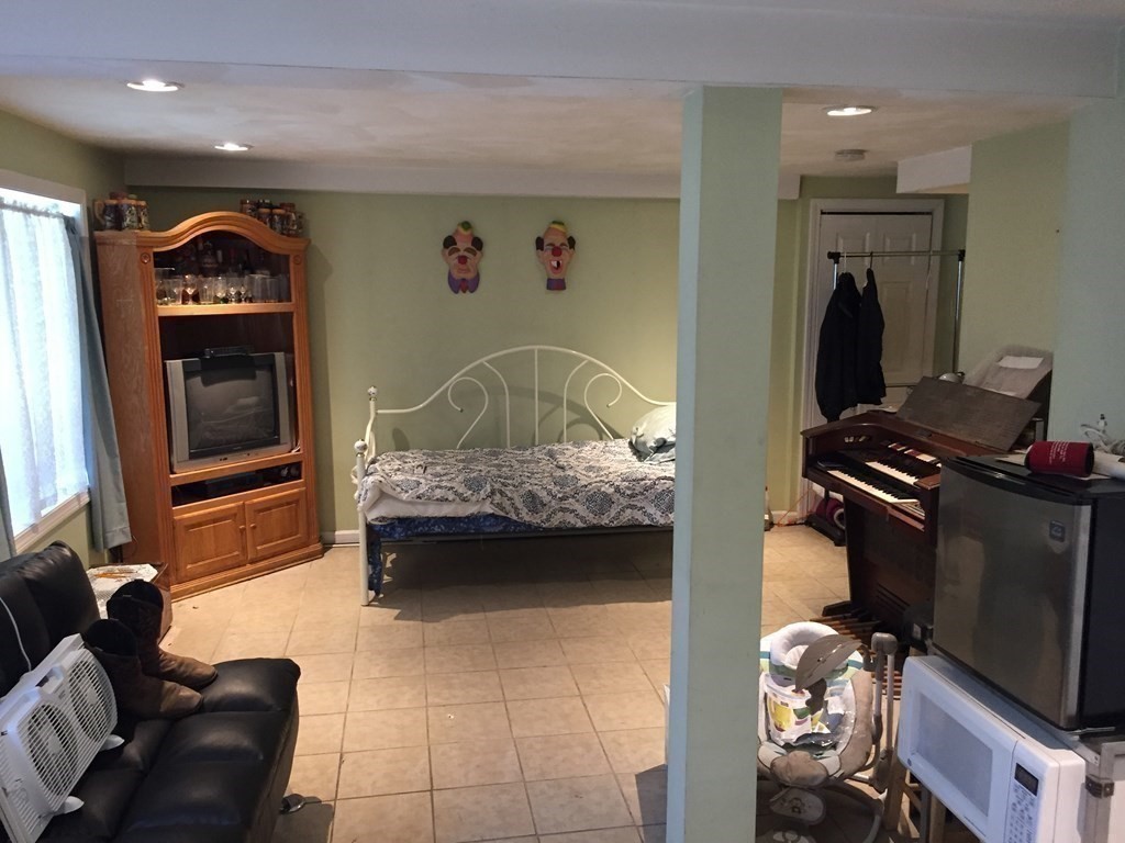75 Lawrence Street Northborough, MA 01532 - Photo 12 of 35