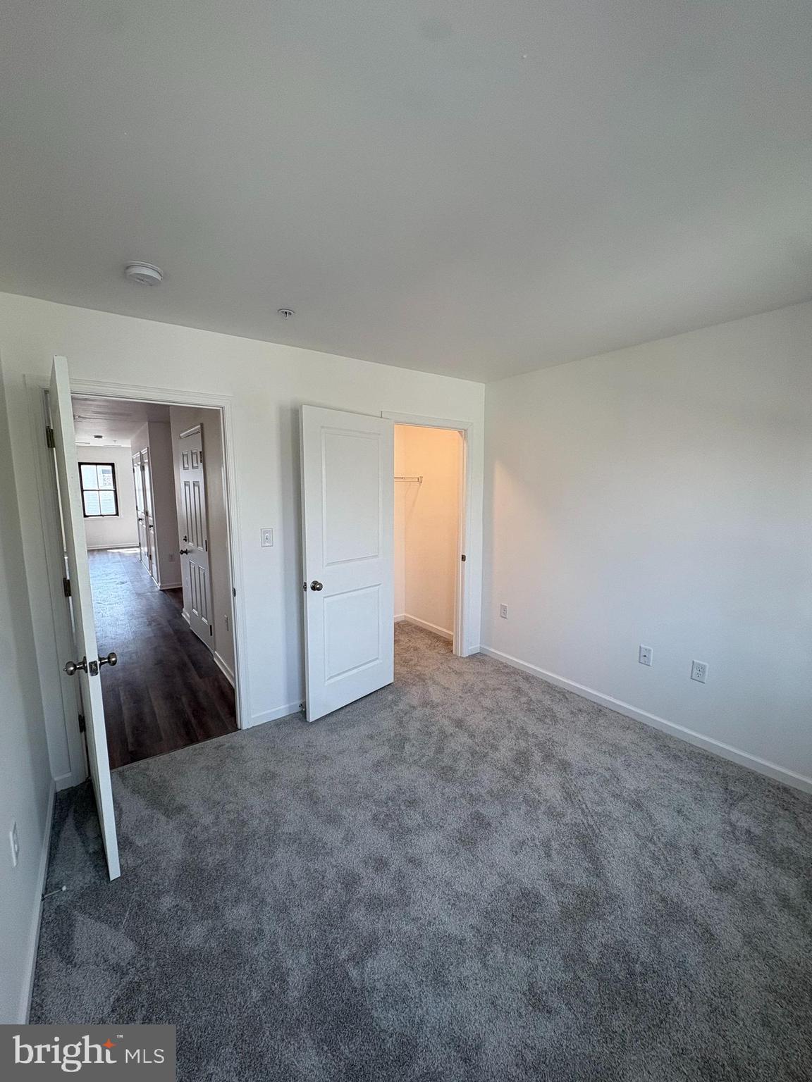 106 West All Saints Street, Unit B2 Frederick, MD 21701 - Photo 14 of 16 an empty room with window