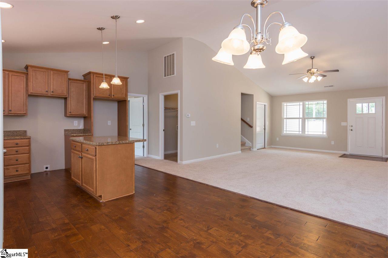 35 Lyman Lake Road Lyman, SC 29365 - Photo 4 of 23