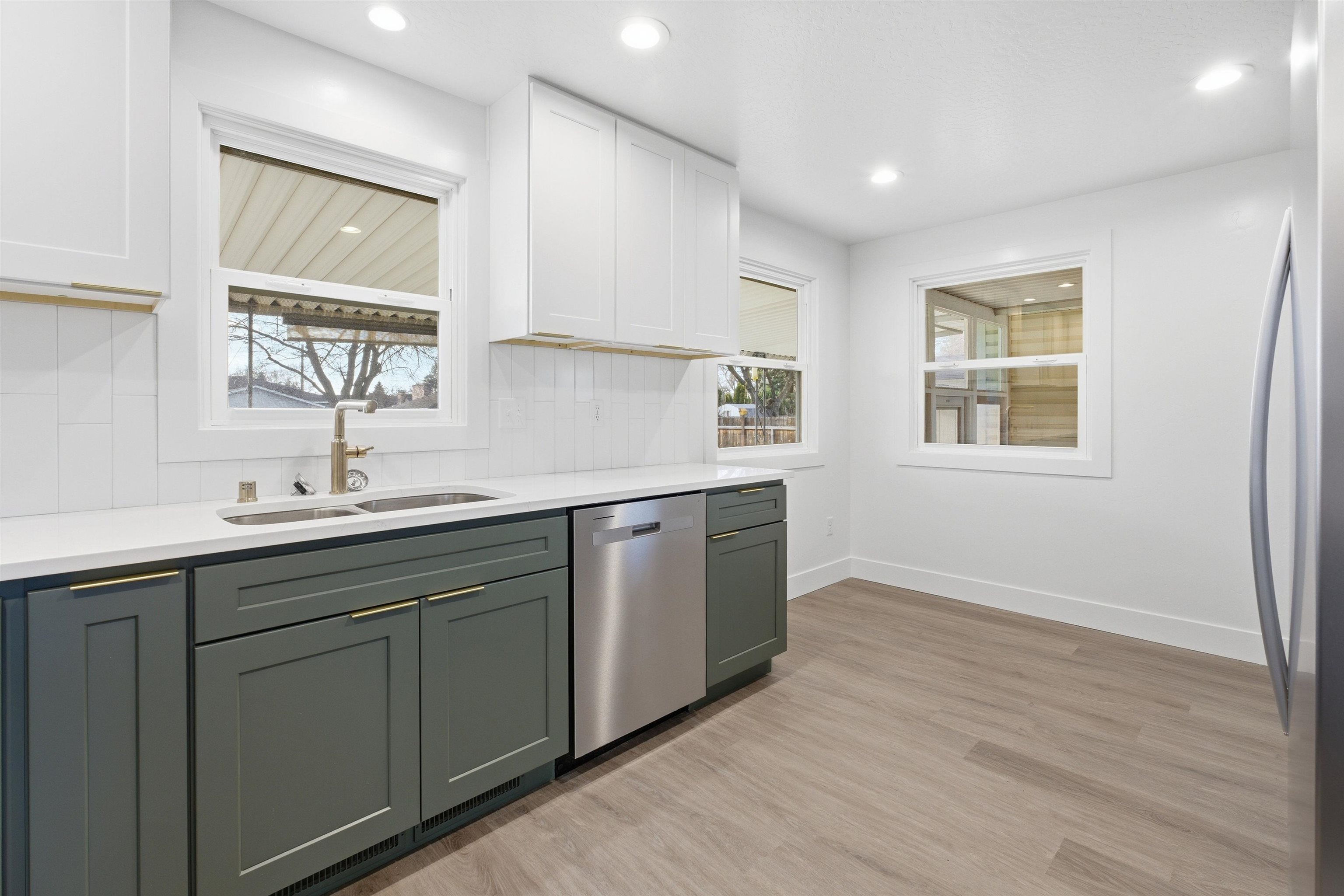 1021 North Willow Road Spokane Valley, WA 99206 - Photo 8 of 33