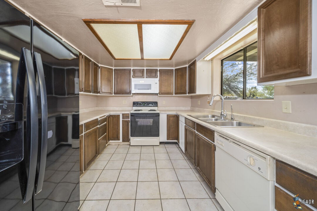 591 West Murphy Road Imperial, CA 92251 - Photo 13 of 41 Gallery Image 13