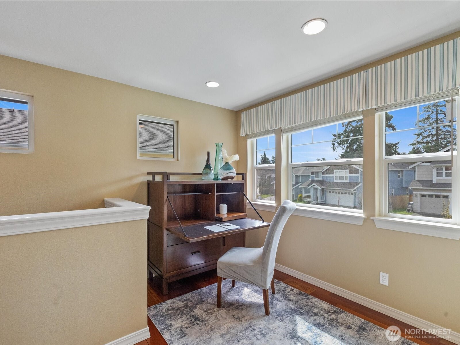 8902 Northeast 178th Street Bothell, WA 98011 - Photo 24 of 40