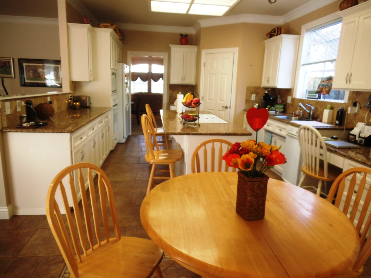 4224 Rutgers Place Redding, CA 96001 - Photo 3 of 12 Rutger 005
