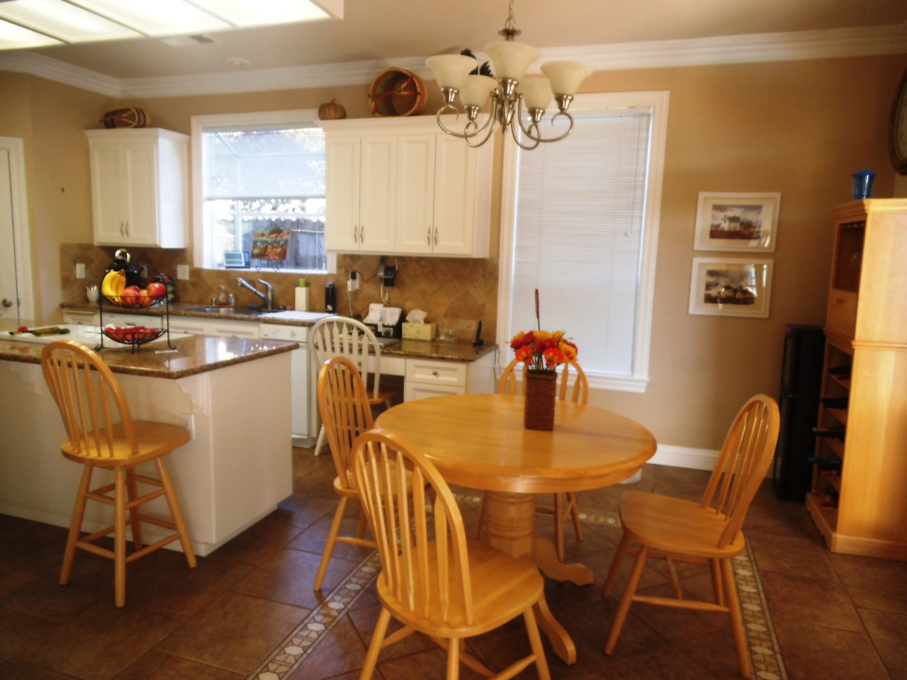 4224 Rutgers Place Redding, CA 96001 - Photo 4 of 12 Rutger 006