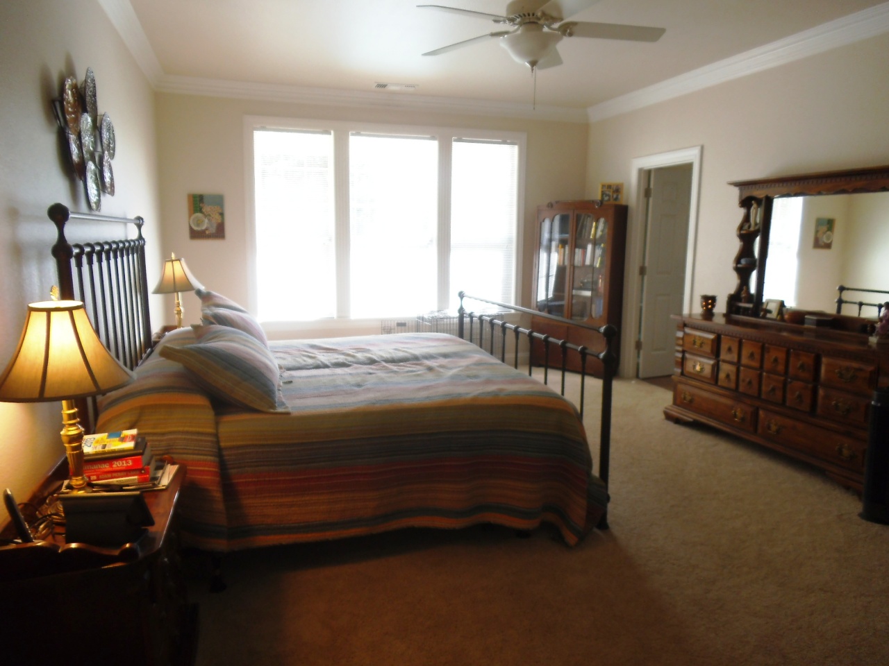 4224 Rutgers Place Redding, CA 96001 - Photo 7 of 12 Rutger 011