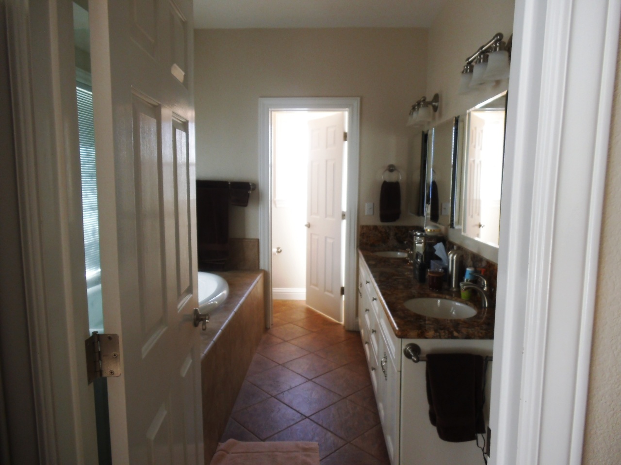 4224 Rutgers Place Redding, CA 96001 - Photo 8 of 12 Rutger 012