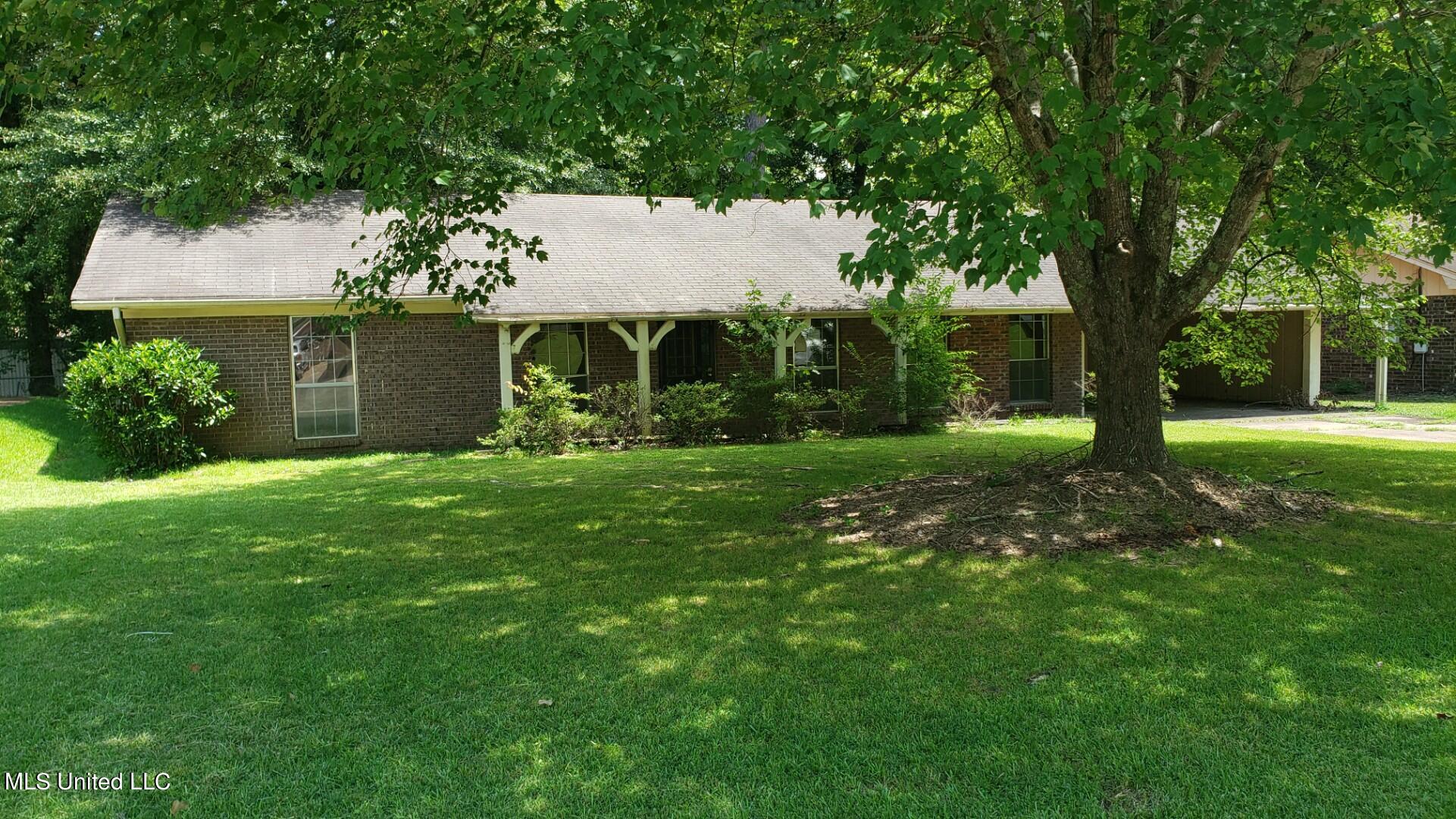 4760 Old Poplar Road Jackson, MS 39212 - Photo 1 of 1 Front View