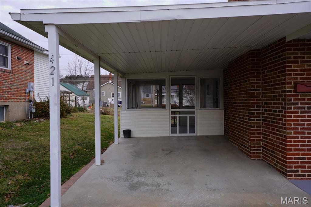 421 West 9th Street Hermann, MO 65041 - Photo 5 of 37