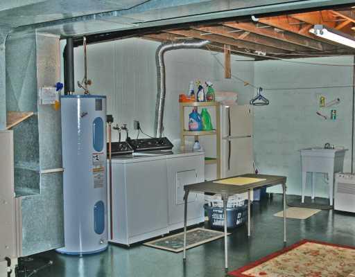 402 Chippewa Riviera Beaver Falls, PA 15010 - Photo 6 of 7 Other.