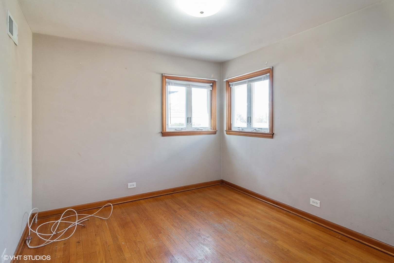 2226 South 8th Avenue North Riverside, IL 60546 - Photo 8 of 12