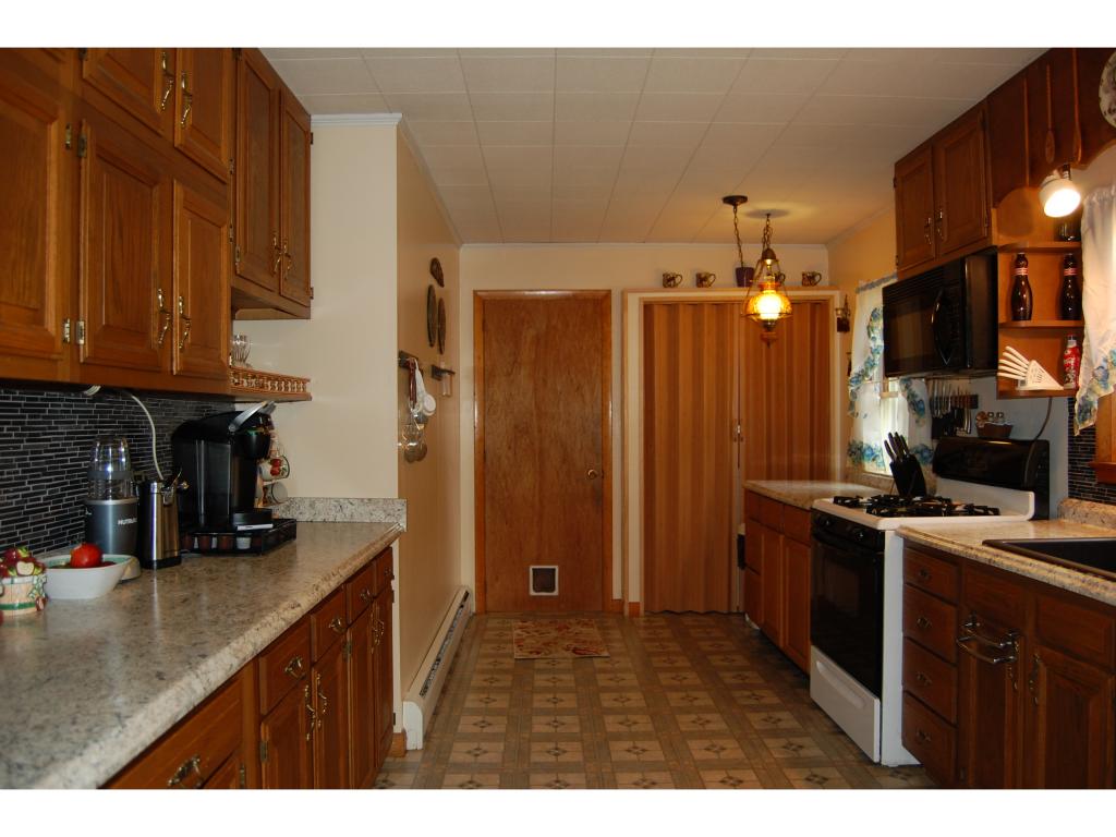 433 Brooklyn Road Mount Tabor, VT 05739 - Photo 6 of 16 Gallery Image 6