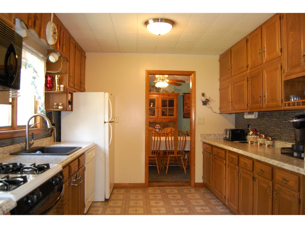 433 Brooklyn Road Mount Tabor, VT 05739 - Photo 7 of 16 Gallery Image 7