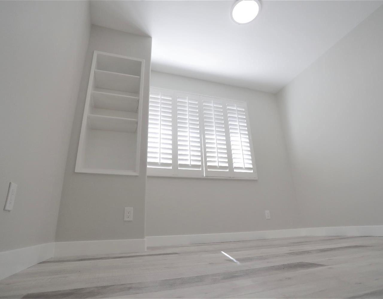 25558 Hemingway Avenue, Unit G Stevenson Ranch, CA 91381 - Photo 14 of 19 Gallery Image 14