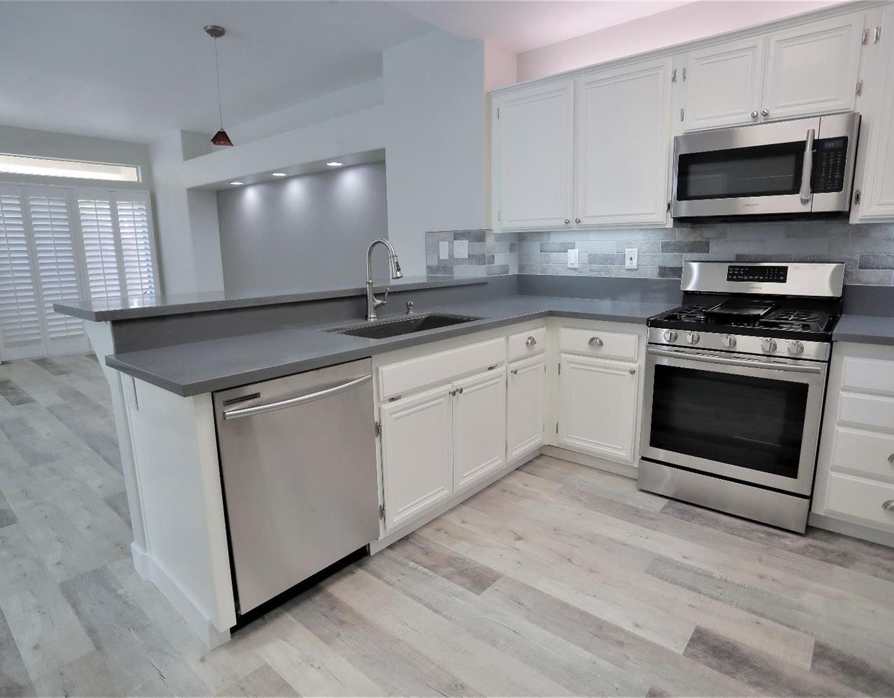 25558 Hemingway Avenue, Unit G Stevenson Ranch, CA 91381 - Photo 6 of 19 Gallery Image 6