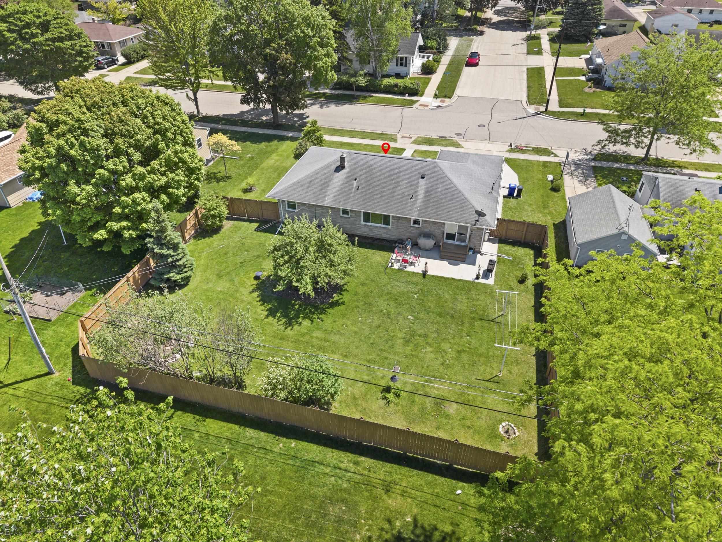 618 East Harding Drive Appleton, WI 54915 - Photo 23 of 33