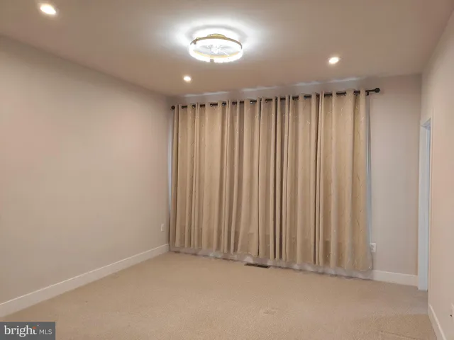 $3,850 | 2393 Liberty Loop, Herndon, VA 20171