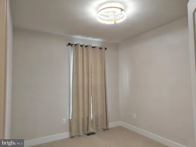 $3,850 | 2393 Liberty Loop, Herndon, VA 20171